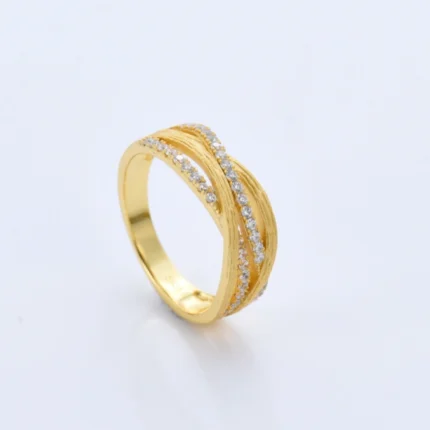 Stellar Intertwined Diamond Ring